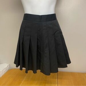 Shein Womens Junior’s Pleated Mini Skirt Black  Size  Zipper XS